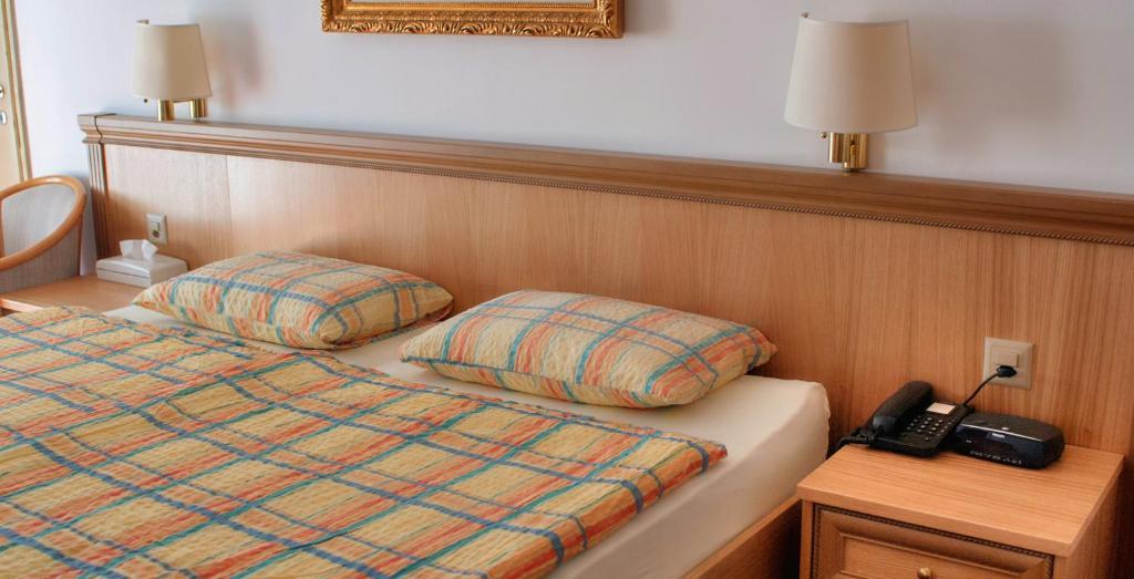 Hotel Dischma - Free Bus And Train Ticket 파라디소 객실 사진