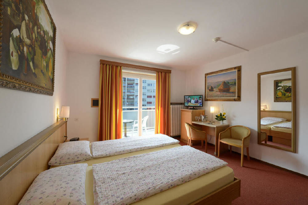 Hotel Dischma - Free Bus And Train Ticket 파라디소 외부 사진